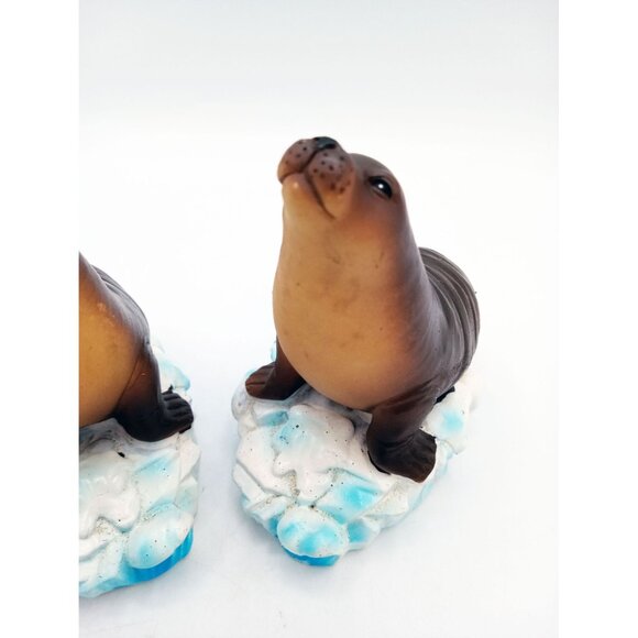 Seal Figurines On Ice Floe Base 4.5 Inch Resin Brown Arctic Animal Set of 2 - Picture 5 of 16